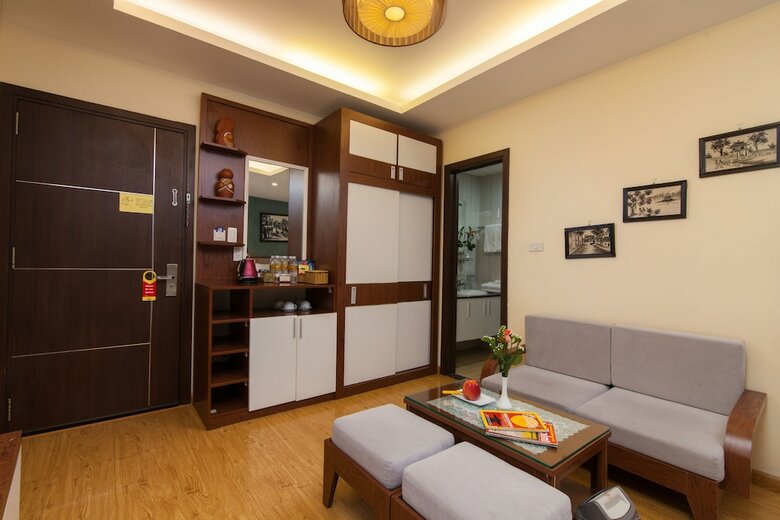 Golden Legend Diamond Hotel