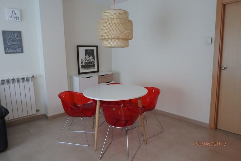 Apartamentos Vitivola Prat Condal 2-4 4t 1a/ 3r 1a