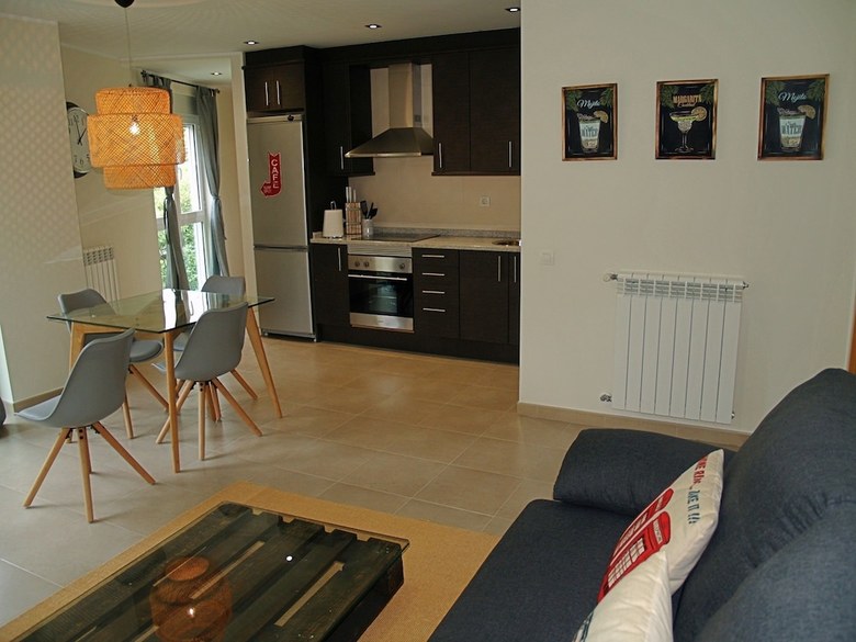 Apartamentos Vitivola Prat Condal 2-4 4t 5a/ 3r 5a