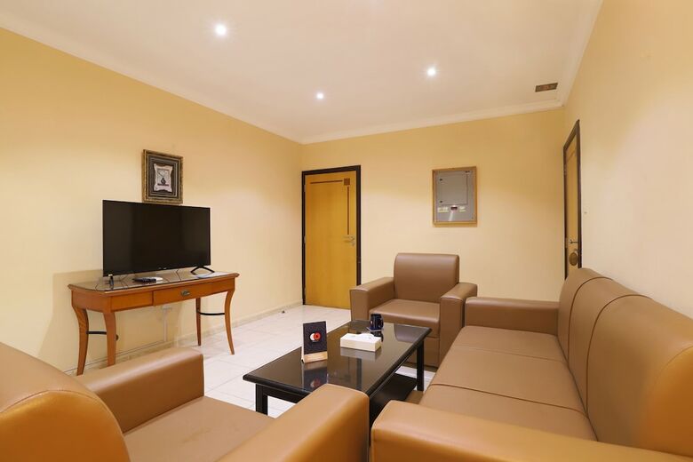 Hotel Capital O 224 Holiday Beach Resort