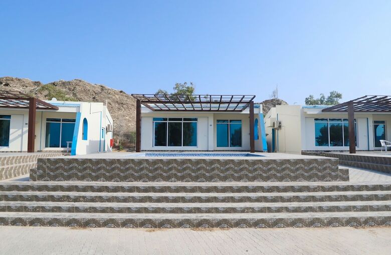 Hotel Capital O 224 Holiday Beach Resort