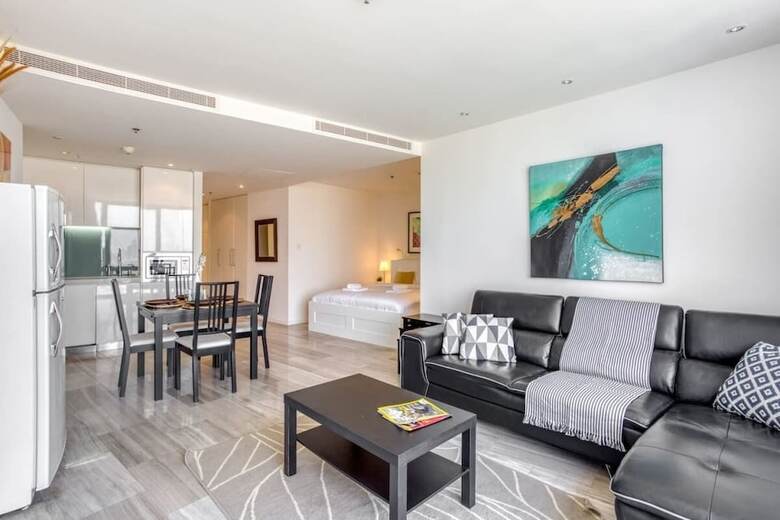 Apartamento Comfy Studio In D1 Tower With Views Of The Creek