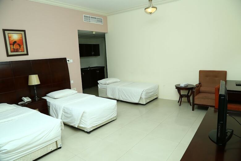 Golden Square Hotel Apartments