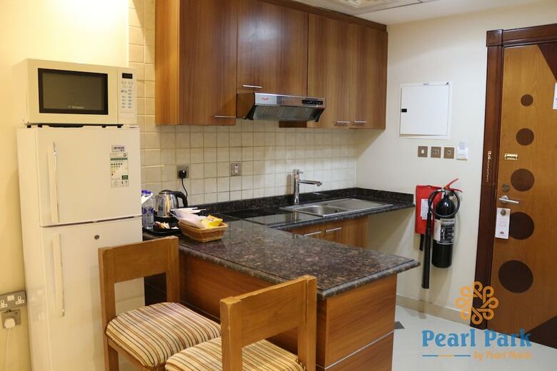 Pearl Executive Hotel Apartments