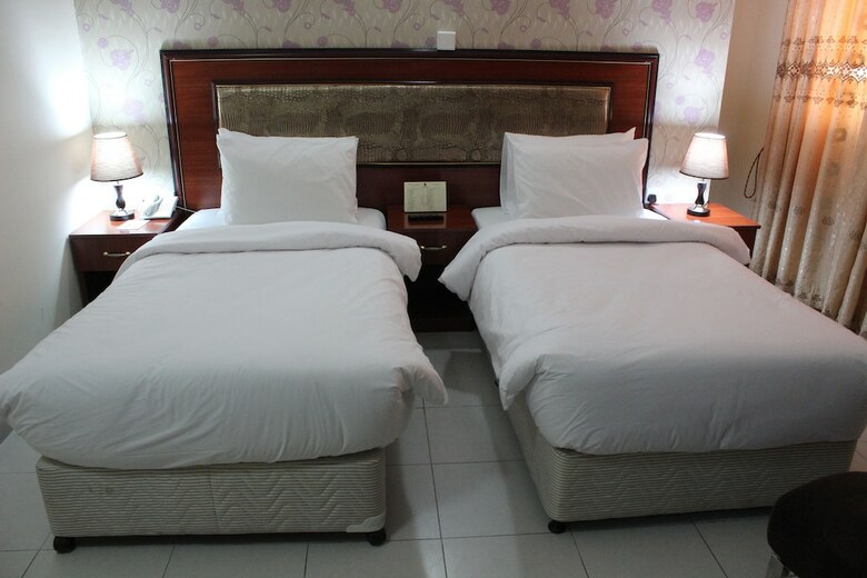 Montreal Naif Hotel