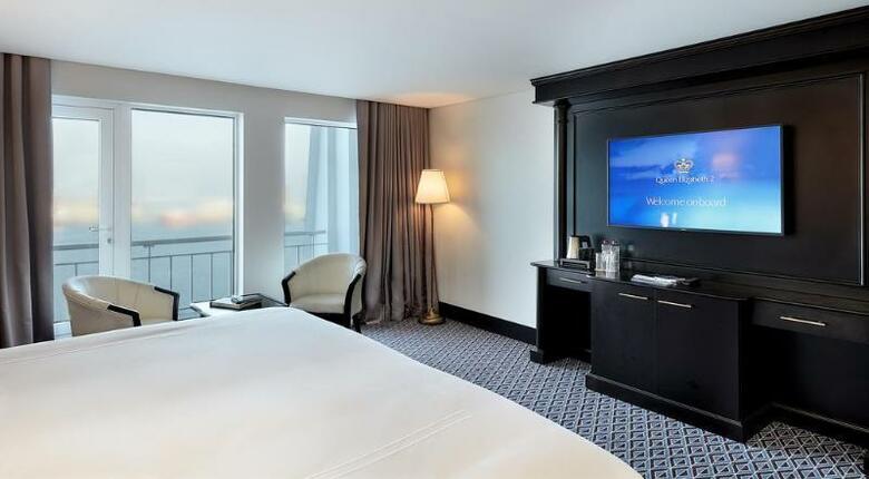 Queen Elizabeth 2 Hotel