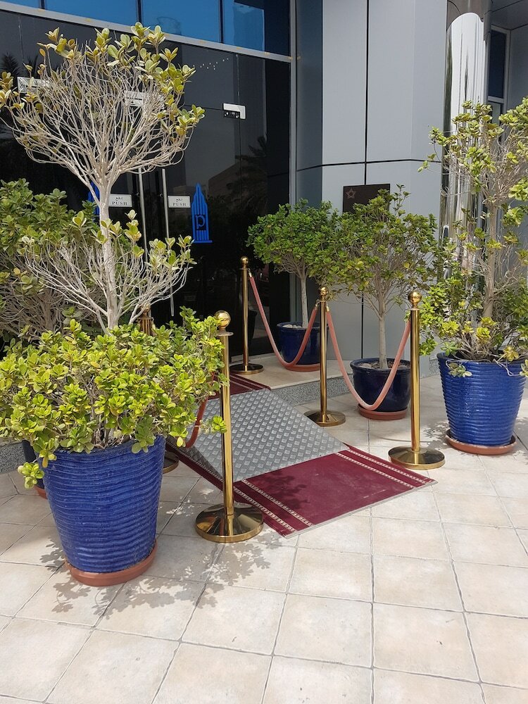 Platinum Hotel Apartment