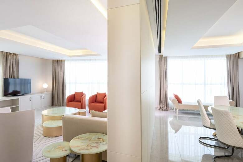 Hotel Four Points By Sheraton Sharjah