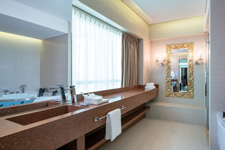 Hotel Four Points By Sheraton Sharjah