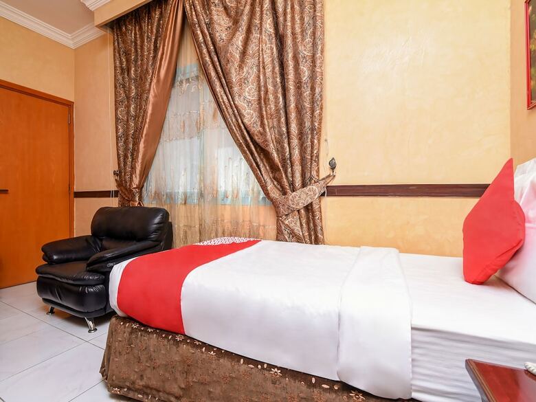 Oyo 165 San Marco Hotel