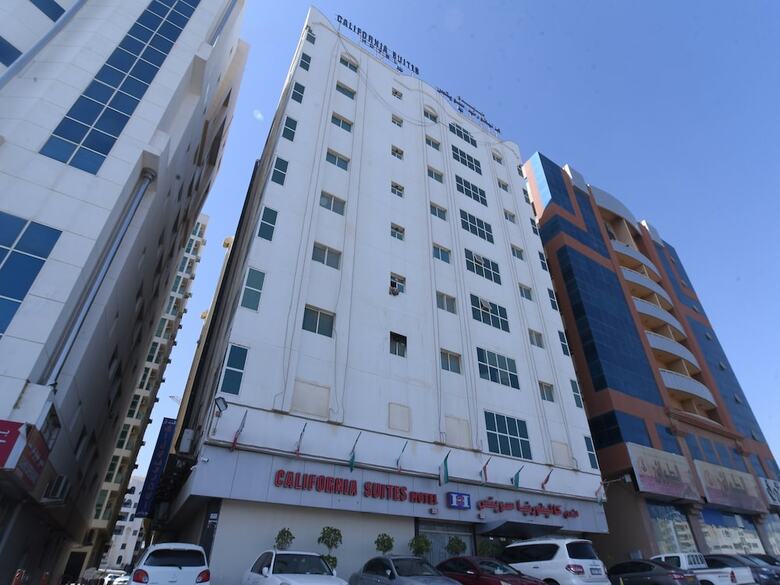 Hotel Oyo 274 California Suites