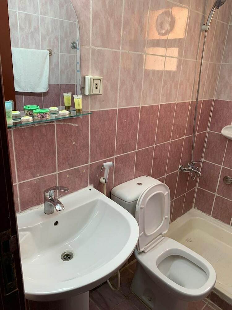 Aparthotel Al Rawdha Hotel Flats