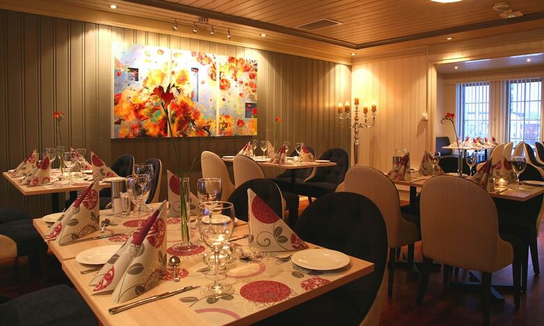 Thon Hotel Br�nn�ysund