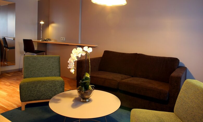 Thon Hotel Br�nn�ysund