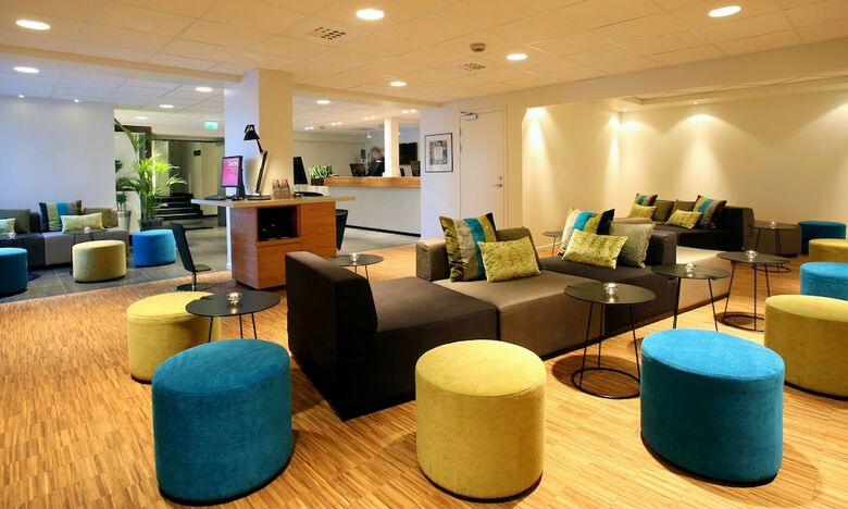 Thon Hotel Br�nn�ysund
