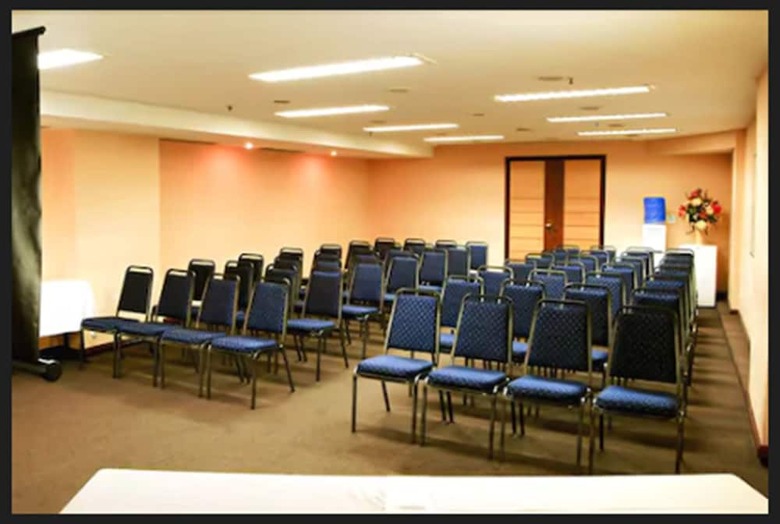 Tower Icara� Hotel