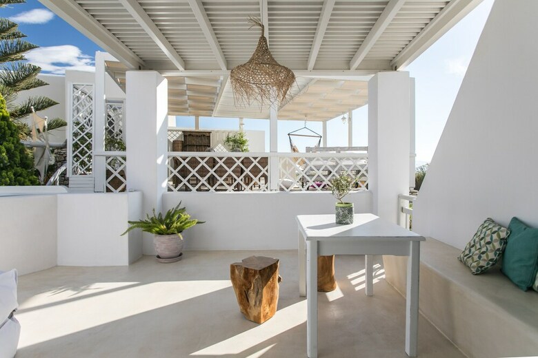 Aeolos Luxury Villas & Suites