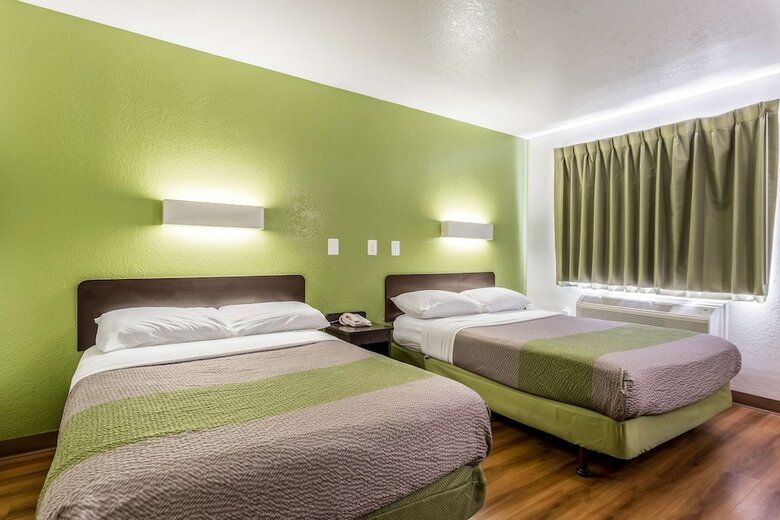 Motel 6 El Paso, Tx - East