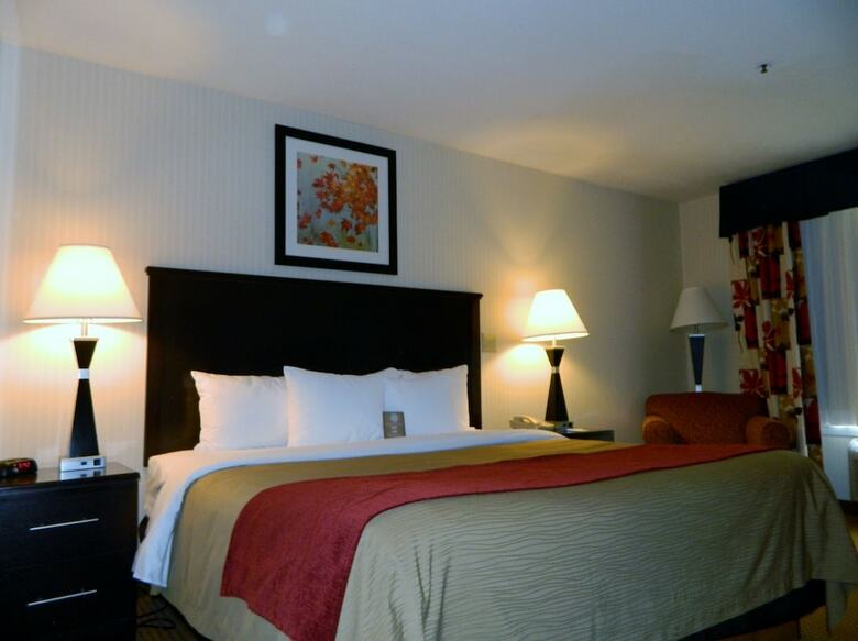 Hotel Quality Inn & Suites