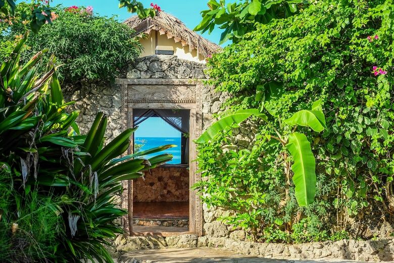 Hotel Seasons Lodge Zanzibar