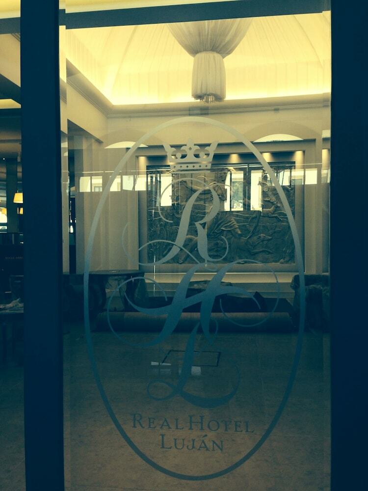 Real Hotel Lujan