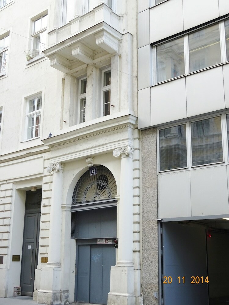 Govienna Oldtown Apartments