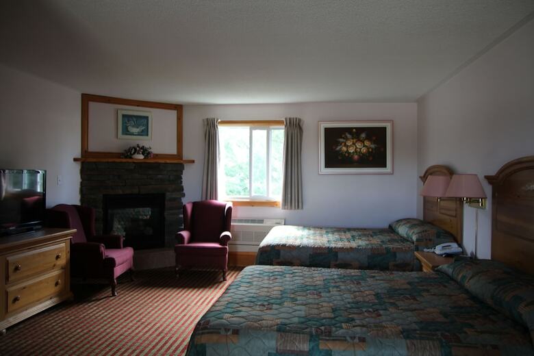 Motel Knights Inn Colonial Fireside Inn