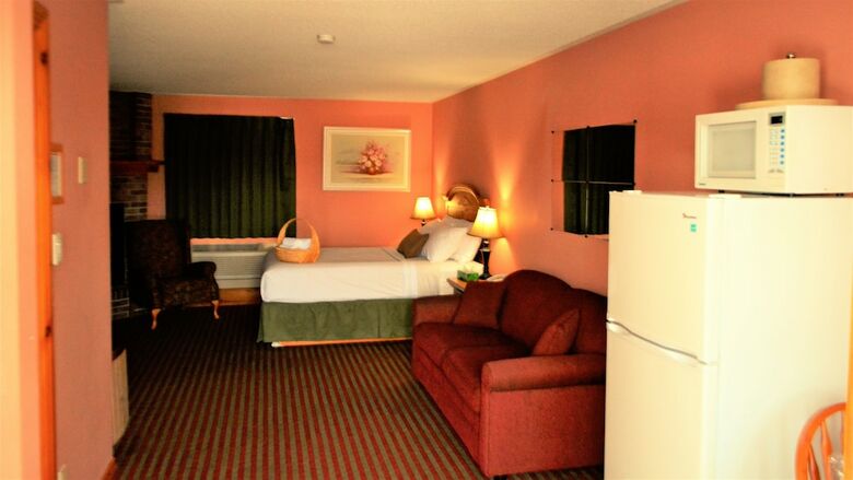 Motel Knights Inn Colonial Fireside Inn