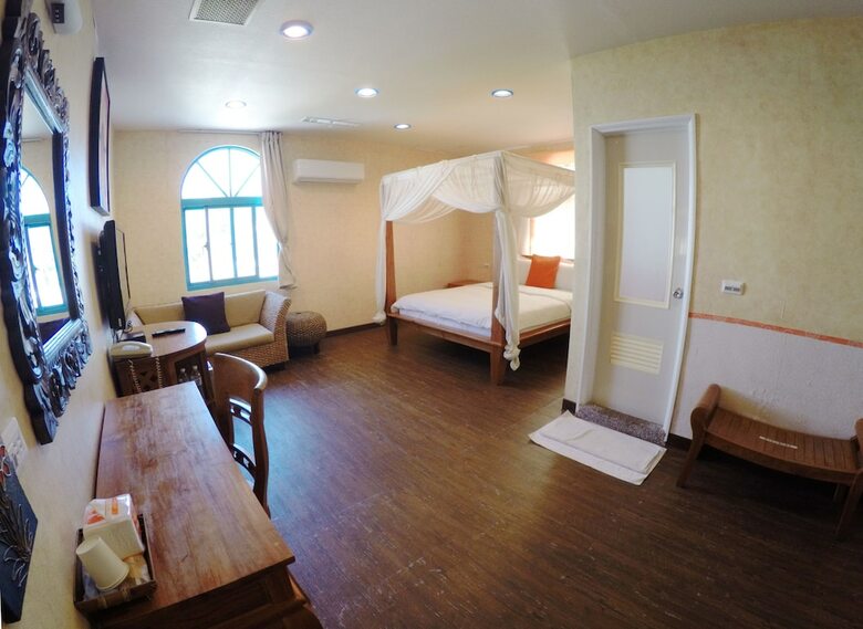 Blue Sea Hotel