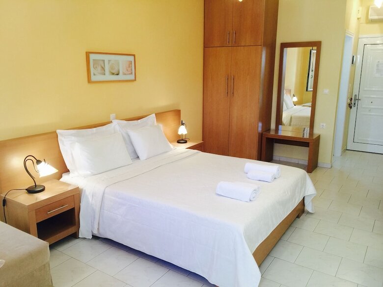 Aparthotel Kostis Villas