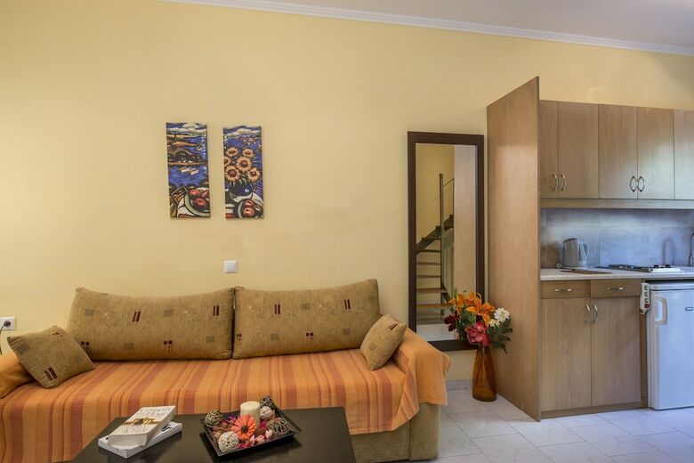 Aparthotel Kostis Villas