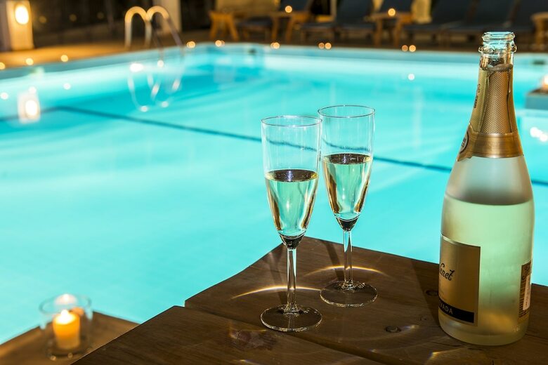 Aparthotel Kostis Villas