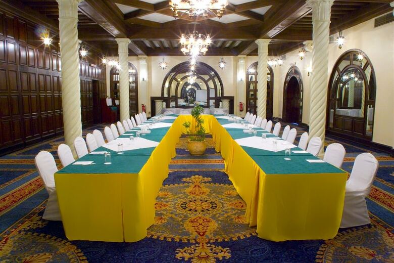 Helnan Auberge Hotel