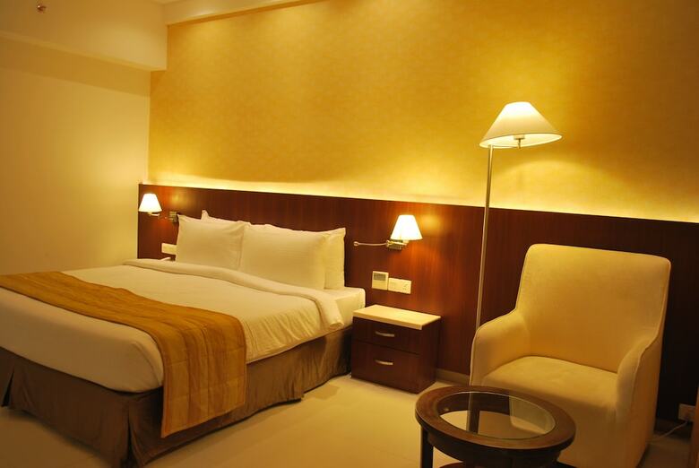 Hotel United-21 The Grand