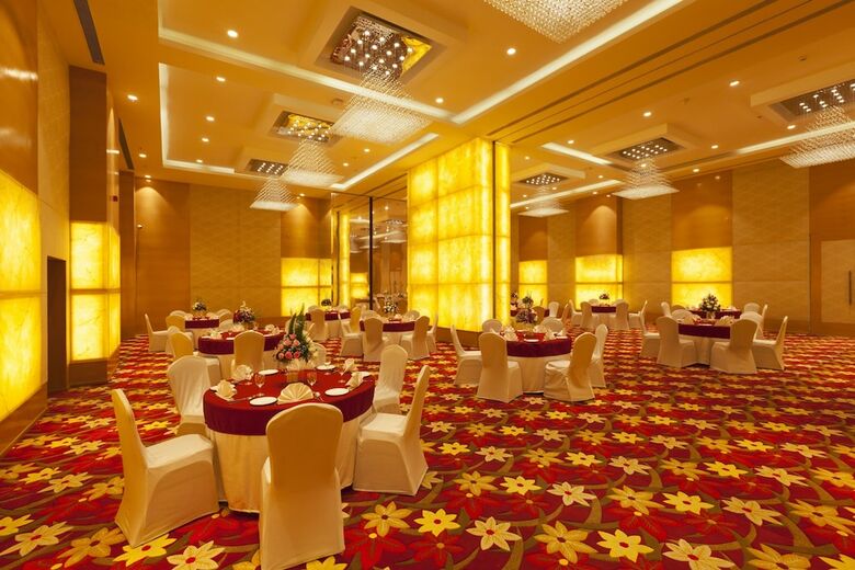Hotel United-21 The Grand
