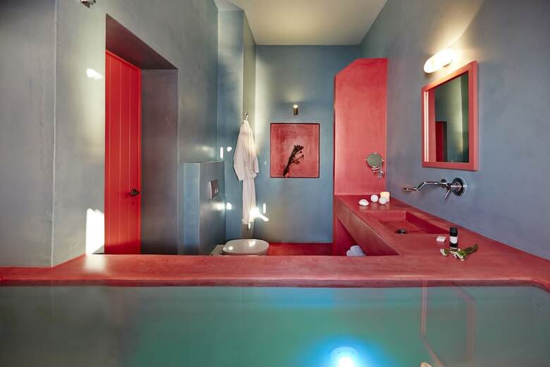 Hotel Caldera Edge Suites
