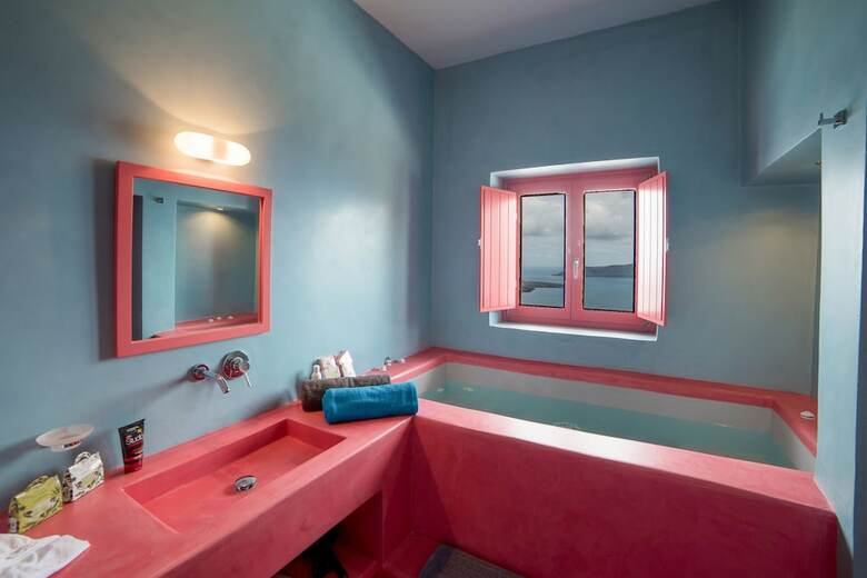 Hotel Caldera Edge Suites