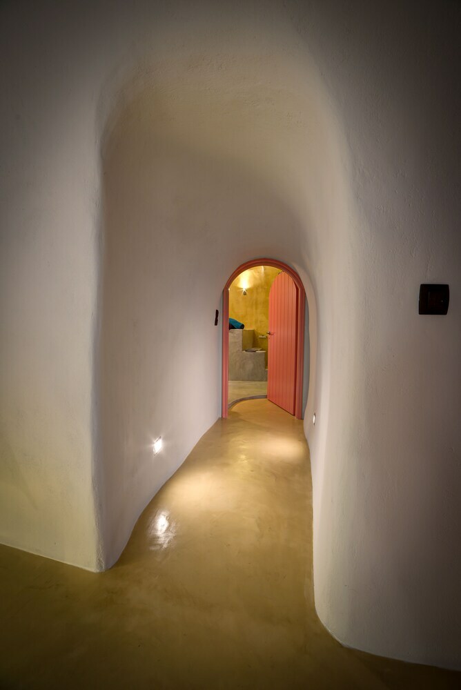 Hotel Caldera Edge Suites