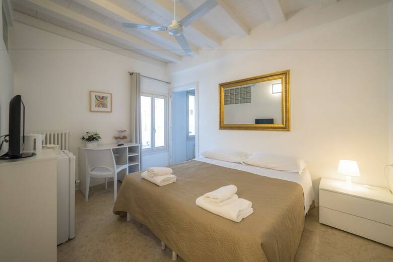 Hotel Academia Residence