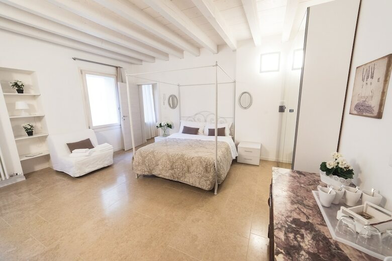 Hotel Academia Residence