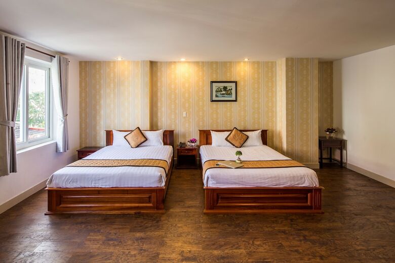 Golf Hotel
