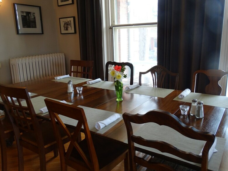 Bed & Breakfast Hochelaga Inn