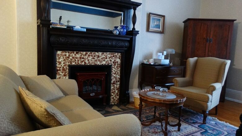 Bed & Breakfast Hochelaga Inn
