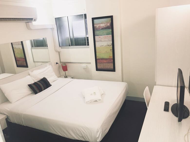City Edge Brisbane Hotel