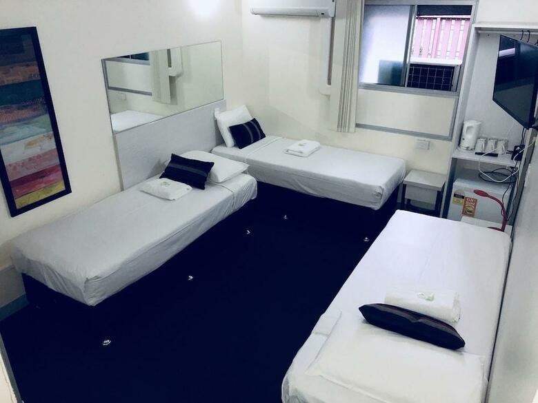 City Edge Brisbane Hotel