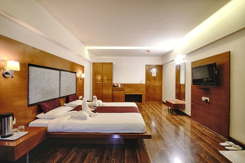Hotel Platinum Residency