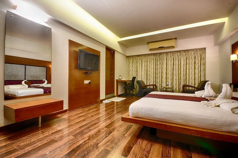 Hotel Platinum Residency