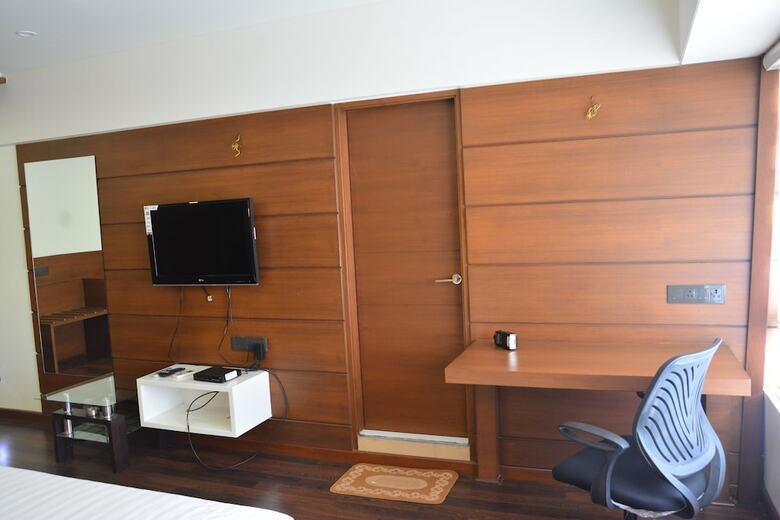 Hotel Platinum Residency