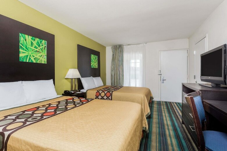 Hotel Super 8 By Wyndham Augusta