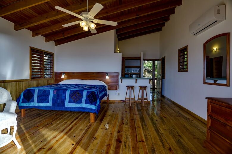 Hotel Cocolobo